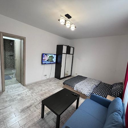 Cozy Studio 10 Min Away From Th Center Of The City Bucureşti Ngoại thất bức ảnh