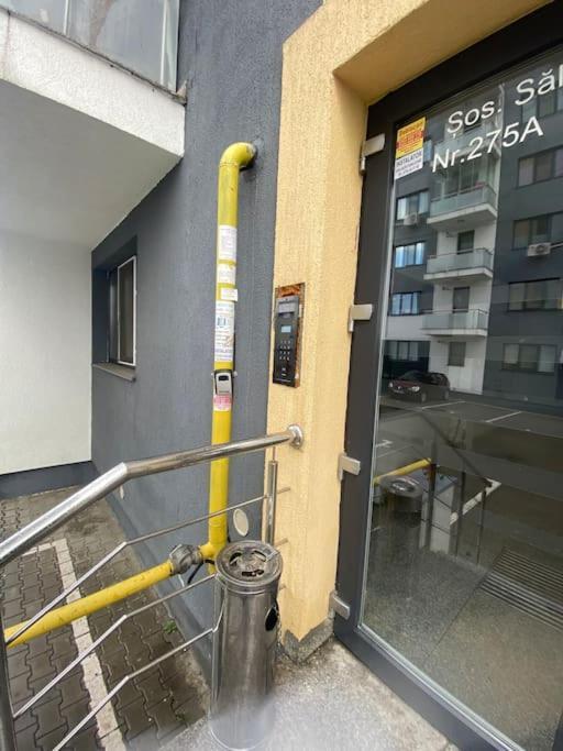 Cozy Studio 10 Min Away From Th Center Of The City Bucureşti Ngoại thất bức ảnh